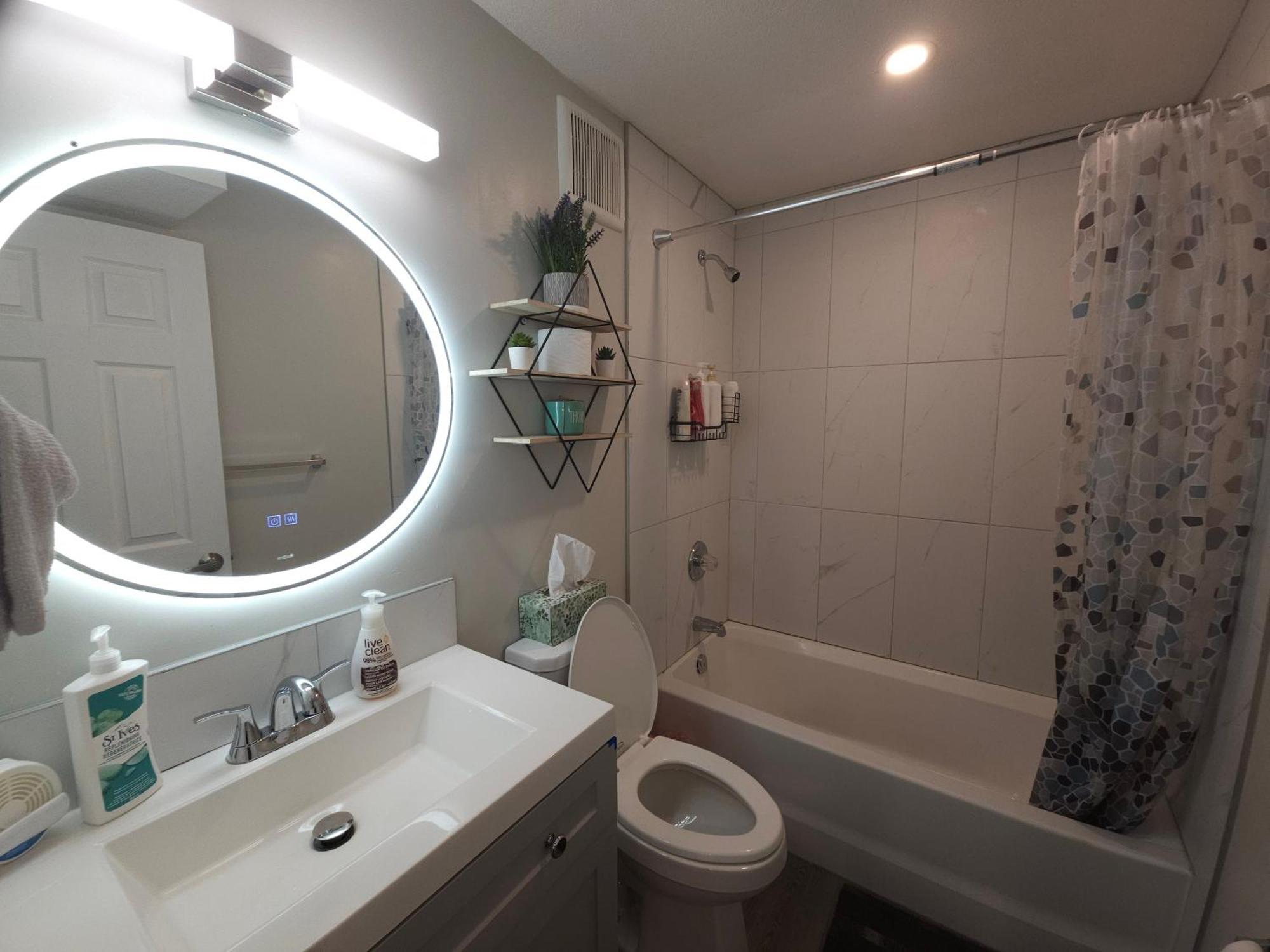Cozy 2 Bedroom Suite, Queen Beds, Near The Airport إيدمونتون المظهر الخارجي الصورة